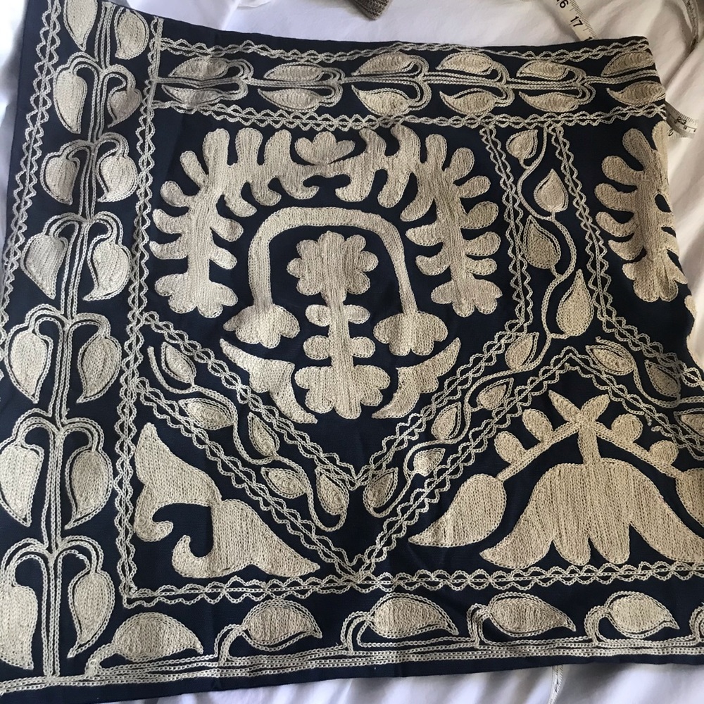 Pottery Barn new pillow sham .